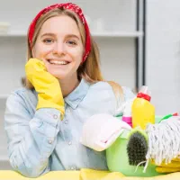 نظافت خانم برای دفتر