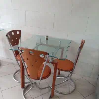 میز وصندلی