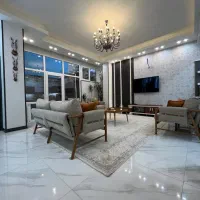 آپارتمان-همکف-شیک-با-حیاط-اختصاصی