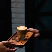 باریستا،ویتر و کمک آشپز