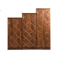 دو عدد جاکفشی