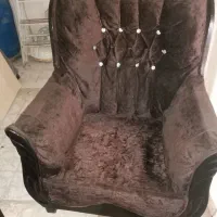 دوعدد مبل کار کرده با تشک