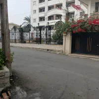 خانه حیاط دار قدیمی سند تک برگ۳۰۰متر
