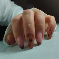 خدمات کاشت ناخن یزدانشهر|خدمات آرایشگری و زیبایی|نجفآباد, یزدانشهر|دیوار