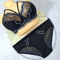 لباس زیر|لباس|یزد, |دیوار