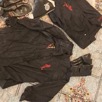 وسایل و تجهیزات کامل کنگفو سایز 5 و لباس کاراته|تجهیزات ورزشی|بروجن, |دیوار