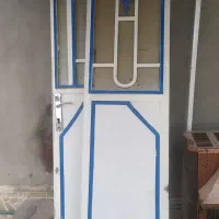 درب حال ورودی ساختمان