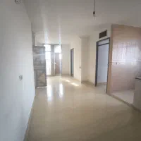 طبقه سوم اپارتمان دو‌خواب تخلیه