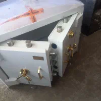 گاو صندوق سفید طلایی زیر پیش خوان|ابزارآلات|تبریز, |دیوار