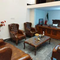 خانم منشی
