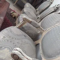 مبل سلطنتی 9نفره با مبل سلطنتی هم تعویض دارم