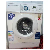 لباسشویی ۷ کیلویی LG