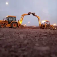 بیل بکهو وکارکرد آن با راننده مجرب ۲۵سال سابقه|خدمات پیشه و مهارت|قروه, |دیوار