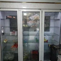 یکدستگاه یخچال سه درب ویترینی شرکت یخساران