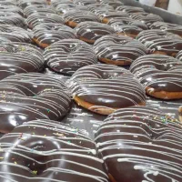 فروشنده خانم