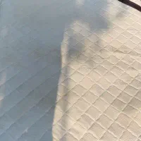 دو تشک خواب تمیز و سالم|تشک تختخواب|صومعه‌سرا, |دیوار