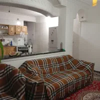 فروش یک آپارتمان‌۲طبقه‌۳واحدجدادوبرکوچه‌ماشین‌رو