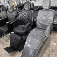 سرشور صندلی اصلاح آینه دکور تخت تتو آرایشگاه ترولی|آرایشگاه و سالنهای زیبایی|شیراز, شهرک سراج|دیوار