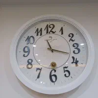 ساعت دیواری