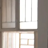 پنجره آهنی با جاکولری