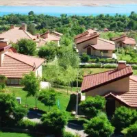 استخدام زوج جوان سرایداری