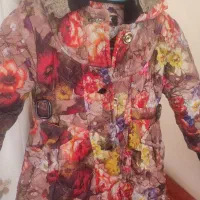 کاپشن گرمکن دخترانه. بچگانه تمیز و سالم در حد نو|لباس|شیراز, کاراندیش|دیوار