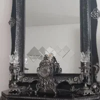 ایینه و شمعدان