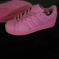 کتونی کفش آدیداس سایز ۳۹و یکسوم بسیار خاص و نایاب