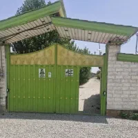 باغچه چهار دیواری با انشعابات و نگهبانی
