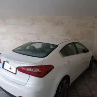 KIA سراتو YD2.0 وارداتی فول 2015 بدون رنگ|خودرو سواری و وانت|مشهد, رضاشهر|دیوار