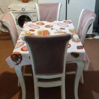 میز غذاخوری چوبی کار کرده