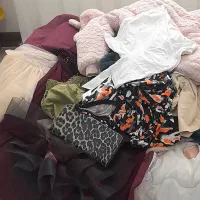 تعداد زیادی لباس حراج|لباس|فردیس, منظریه|دیوار