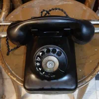 تلفن قدیمی