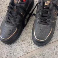 دو جفت کتانی نو 500