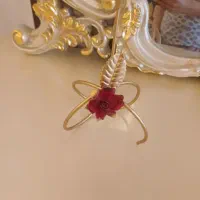 جاشمعی دکوری گل قرمز