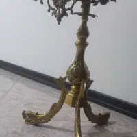 میز برنز-برنجی