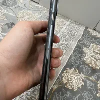 آیفون x|موبایل|رباط‌کریم, رباط‌کریم|دیوار