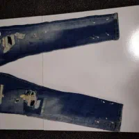 یه شلوار و دو تا تی شرت