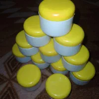 کرم سفیدکننده قوی صورت و بدن|آرایشی، بهداشتی، درمانی|بندرعباس, |دیوار