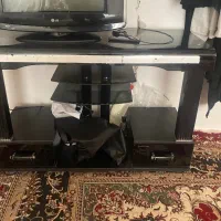 میز شیشه ای تلوزیون