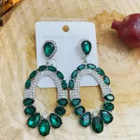 گوشواره مجلسی کریستالی نگین سبز یلدایی