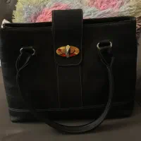 کیف|کیف، کفش، کمربند|فشم, |دیوار