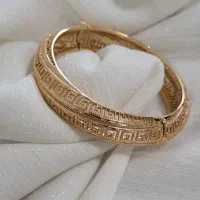 دستبندهای طرح طلا (قیمت مناسب)|بدلیجات|تهران, آرژانتین|دیوار