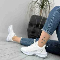 نایک|کیف، کفش، کمربند|تربتحیدریه, کاشانی|دیوار