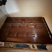 درب ورودی آپارتمان چوبی