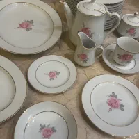 چینی اصل ژاپن دور آب طلا ۱۲ نفره|ظروف سرو و پذیرایی|تهران, تجریش|دیوار