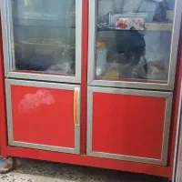 یخچال ویترینی ۴ درب کاملا سالم باقیمت مناسب