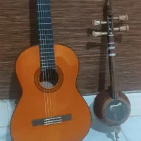 ساز کمانچه و گیتار c70