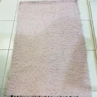 فرش فانتزی صورتی رنگ