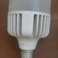 لامپ ۱۰۰وات